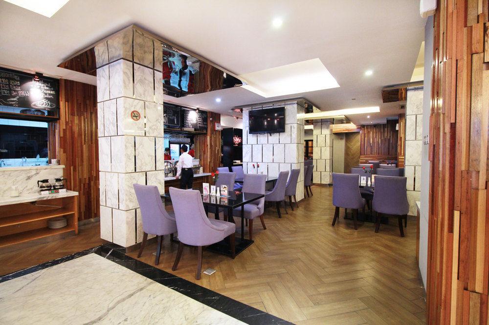 Collection O 7 Hotel Melawai Jakarta Luaran gambar